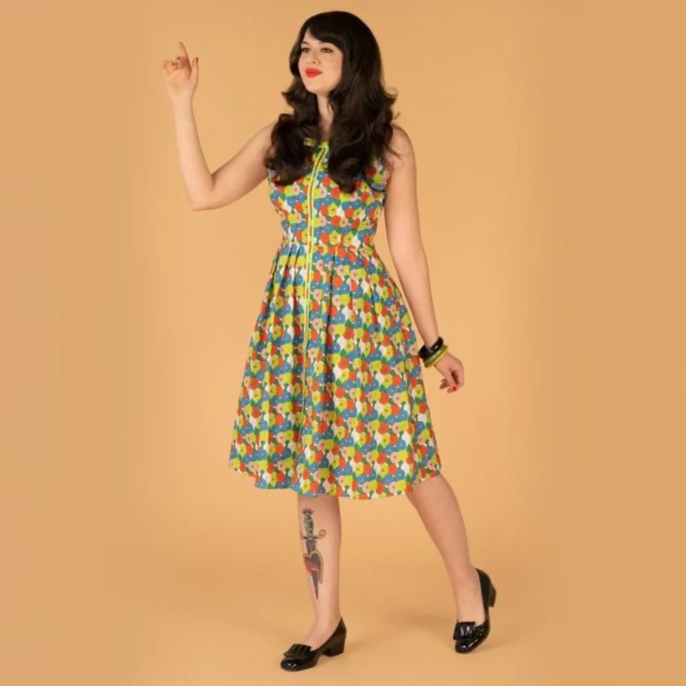 Tatyana Tailor & Twirl Samantha Dress in Floral NWT - Picture 1 of 12